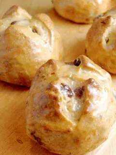 hot cross buns12a