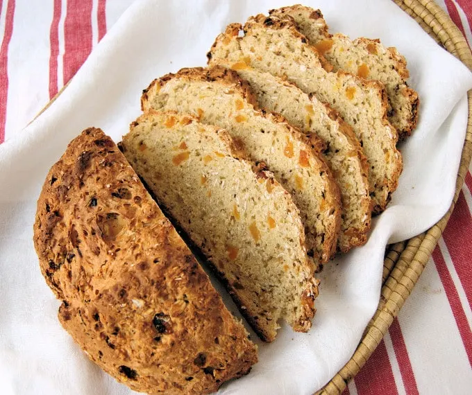 Oatmeal Soda Bread with Apricots