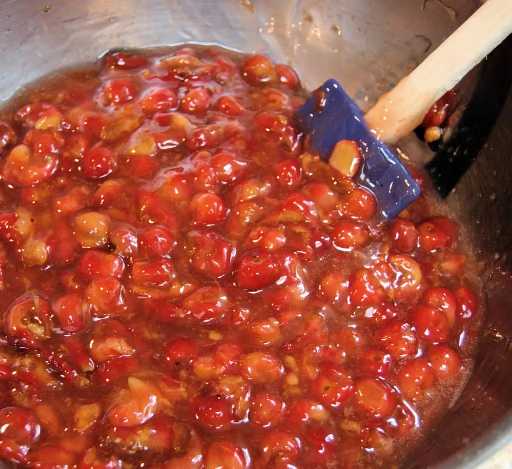 a bowl of cherry pie filling