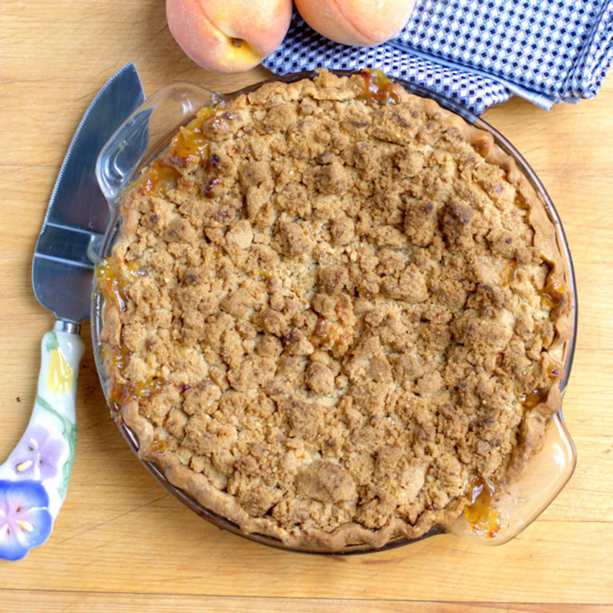 Peach Crumb Pie