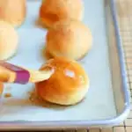 buttermilk dinner roll