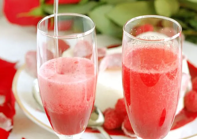 Raspberry Rose Bellinis