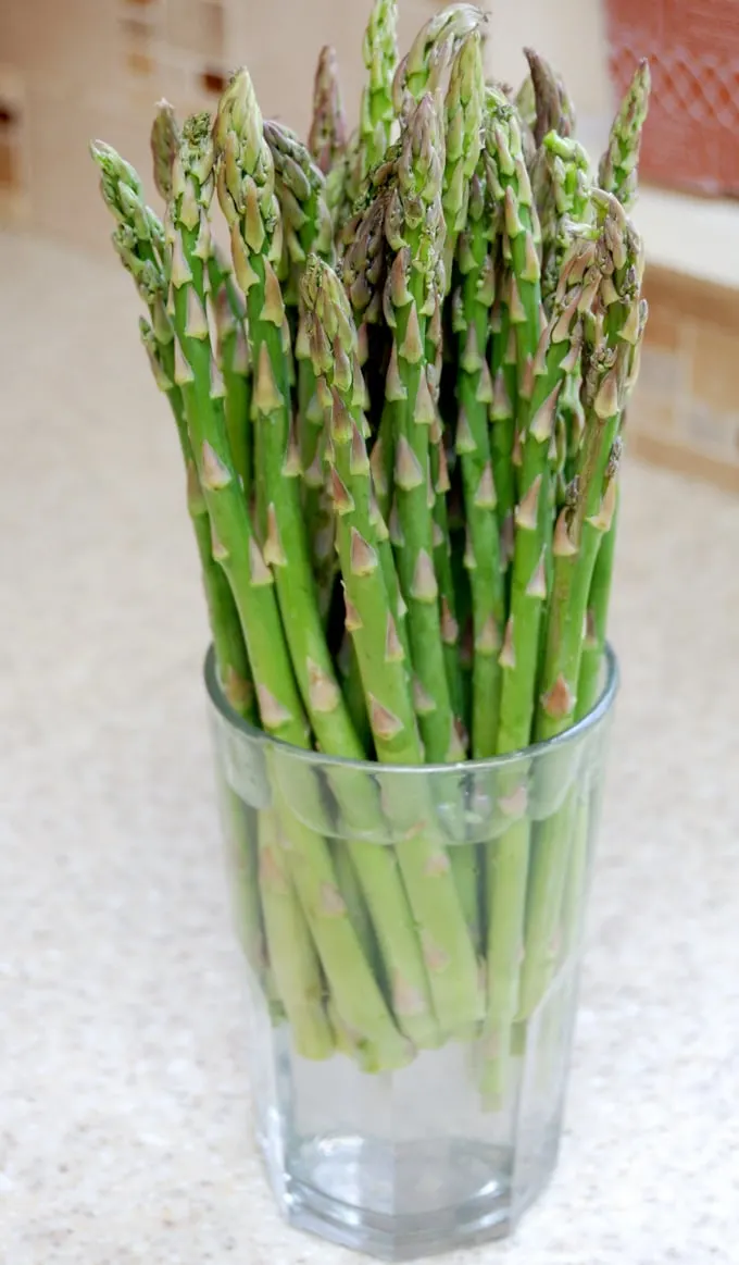 asparagus spears 