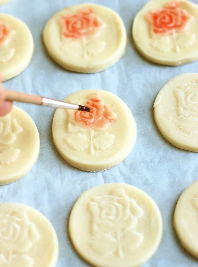 a brush painting rose shortbread cookies