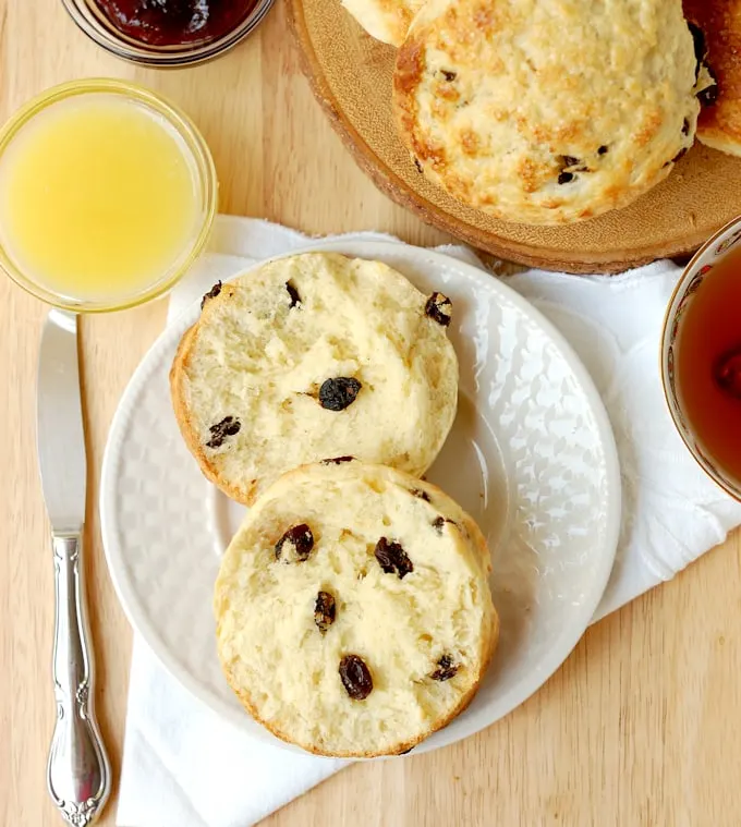 raisin scones 7a