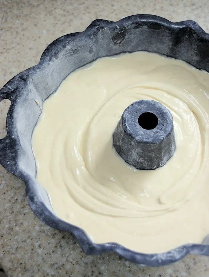 buttermilk bundt cake batter