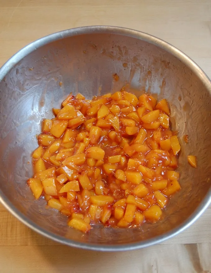 a bowl of hand pie filling