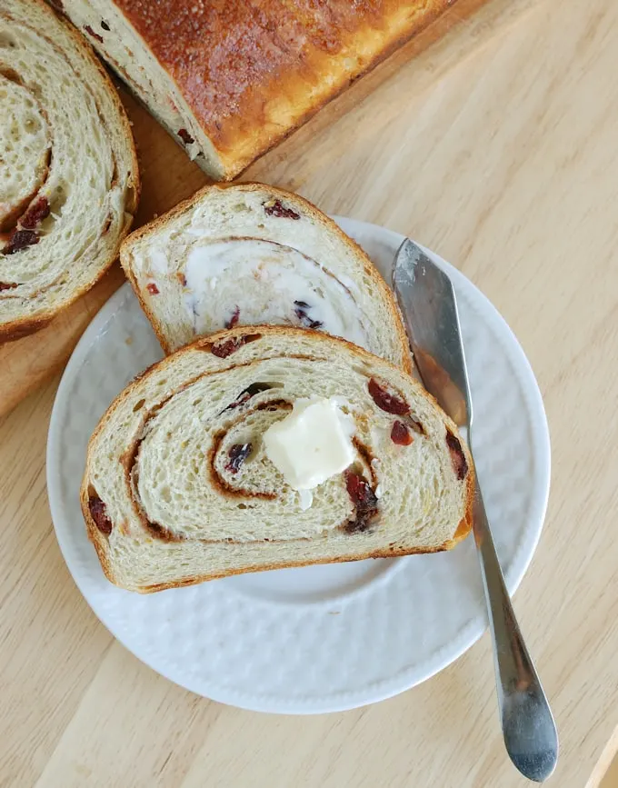 mashed potato craisin bread with butter