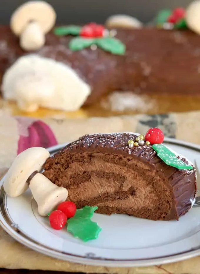 Maple Bûche de Noël (Yule Log Cake) Recipe