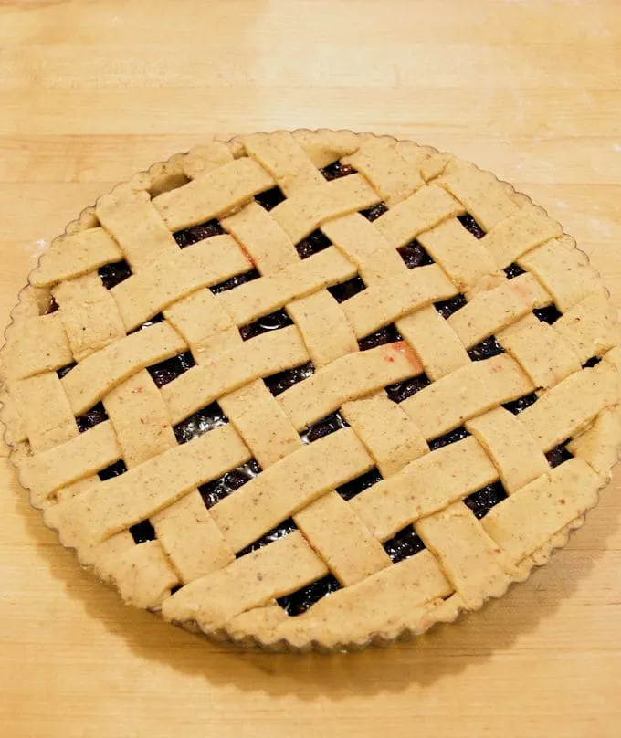 an unbaked Cranberry Linzer Tart