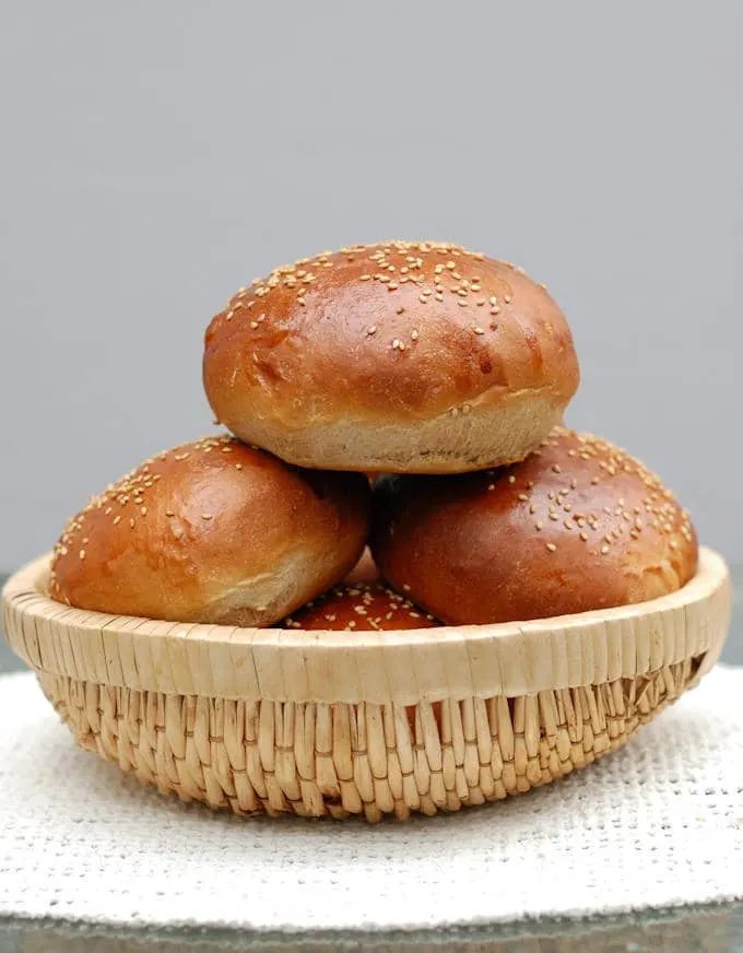 milk & honey whole wheat burger buns