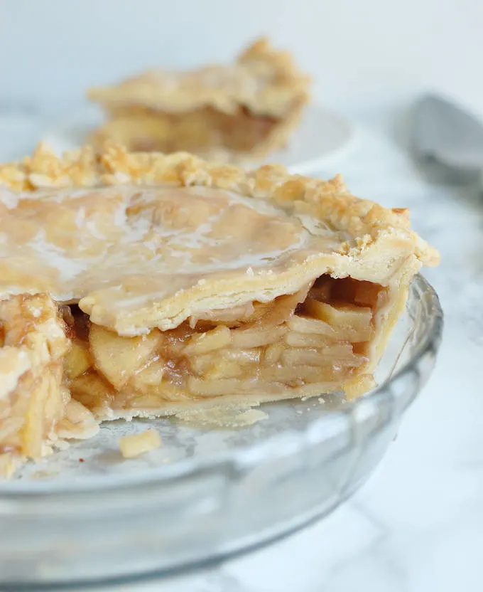 maple apple pie with maple glaze