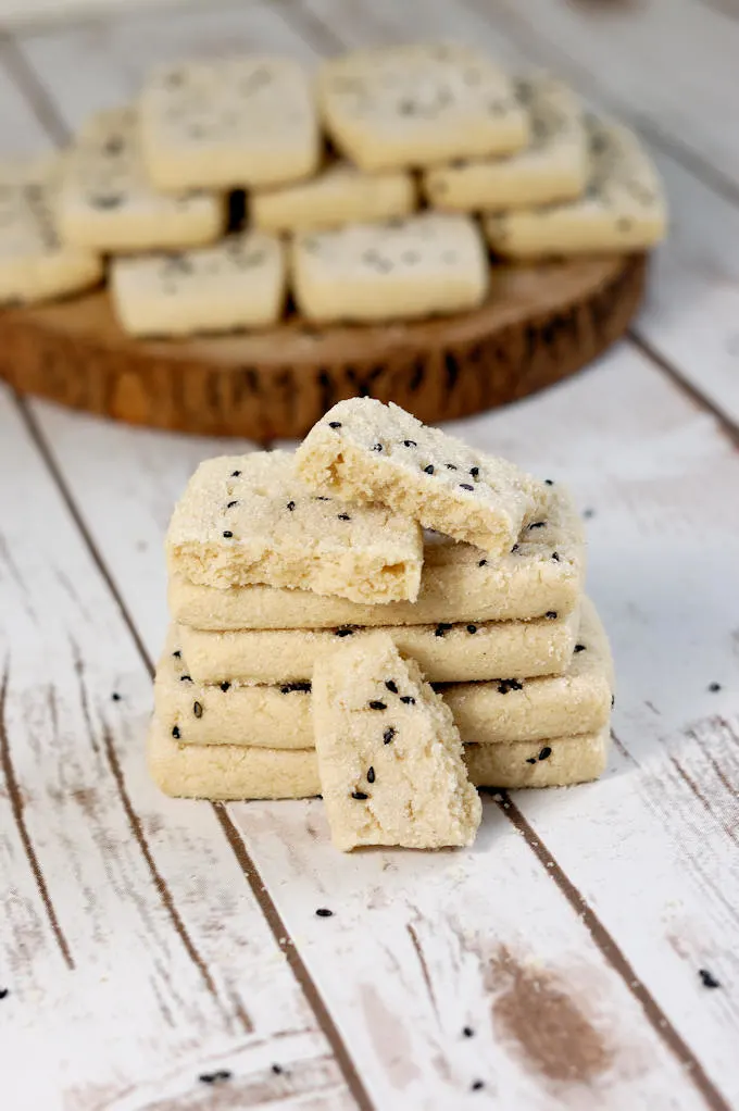 tahini shortbread cookie