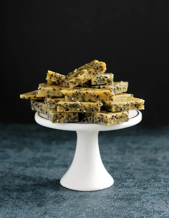 black sesame seed brittle