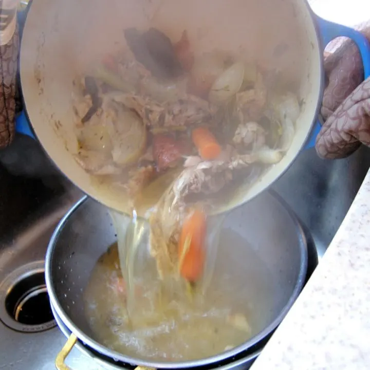 Easy Chicken Stock aka Bone Broth