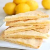 Shortbread Filled with Lemon Curd