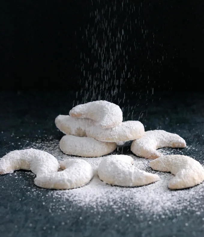 vanilla kipferl cookies