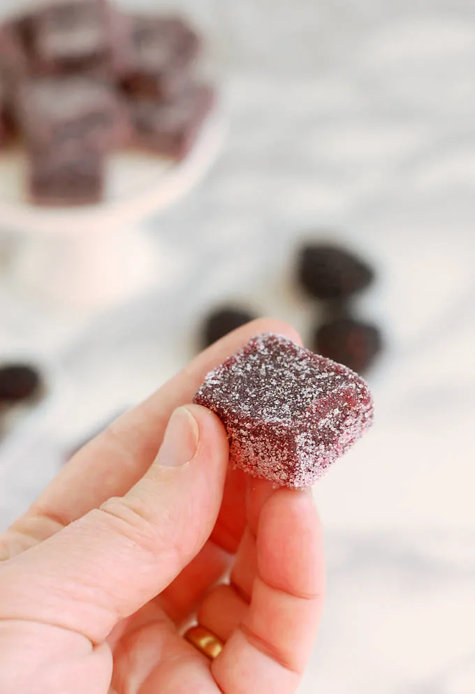 blackberry pate de fruit