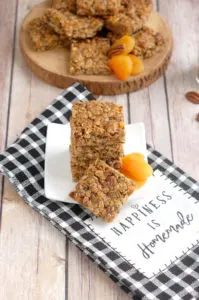 Sunflower, Pecan & Apricot Granola Bars Sunflower, Pecan & Apricot Granola Bars