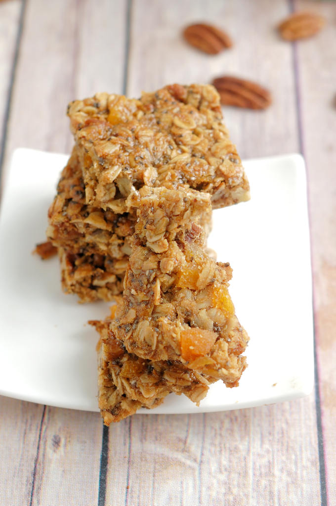 sunflower, pecan and apricot granola bars