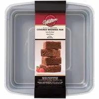 Wilton Square Brownie Pan with Lid 9 x 9