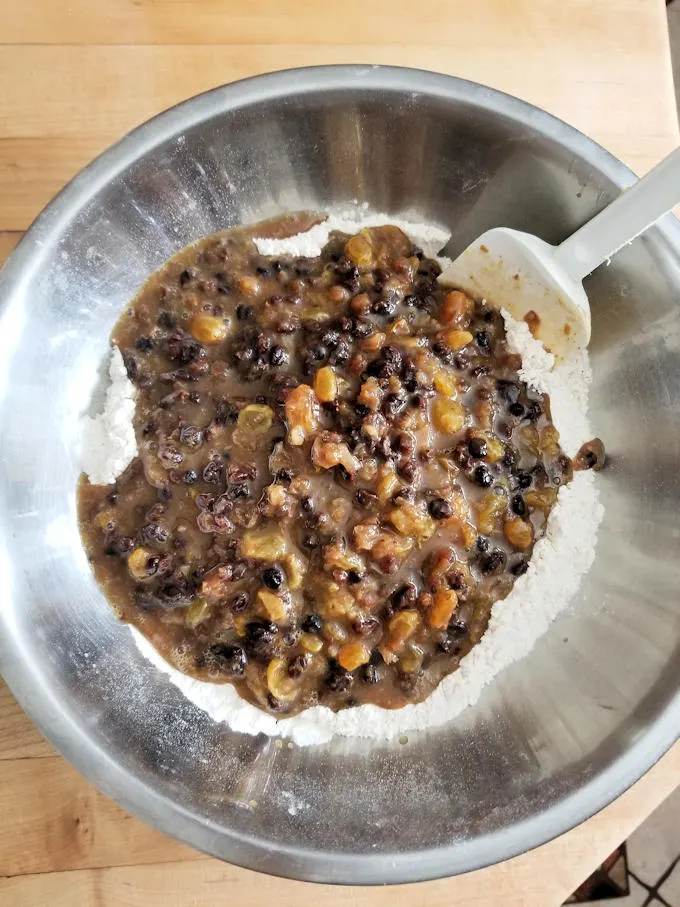 Combine the wet ingredients and dry ingredients for Irish tea brack