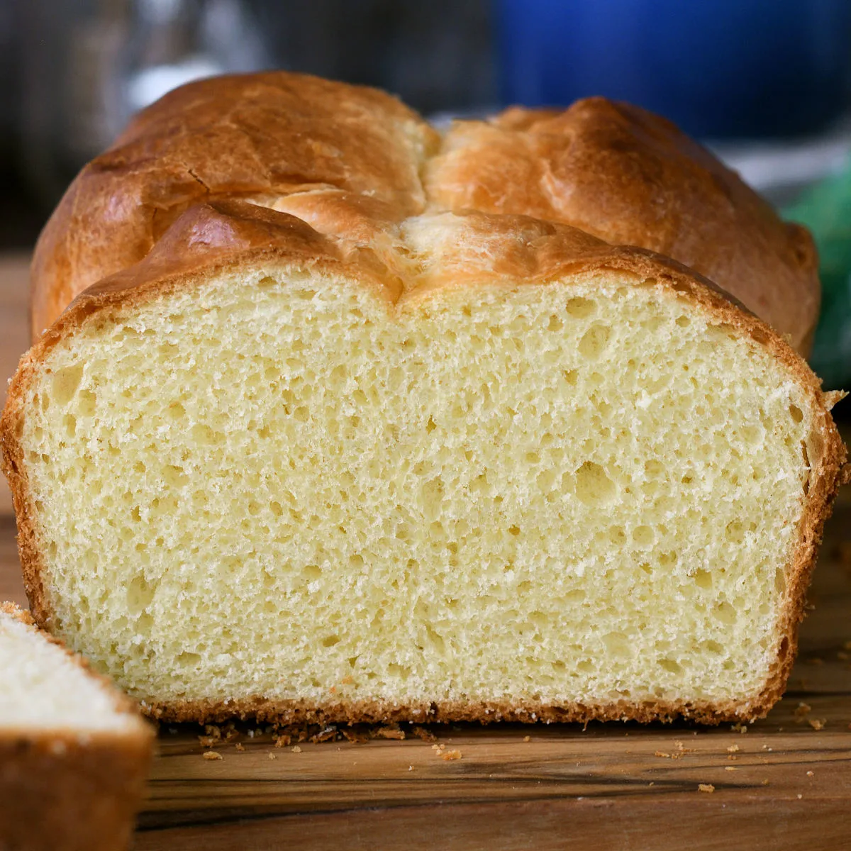 a slice loaf of brioche bread