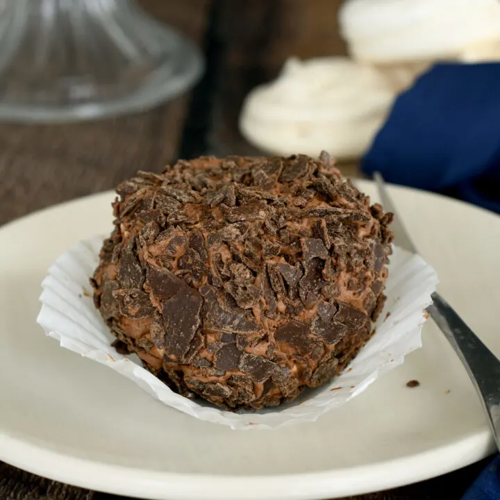 How to make Chocolate Shavings