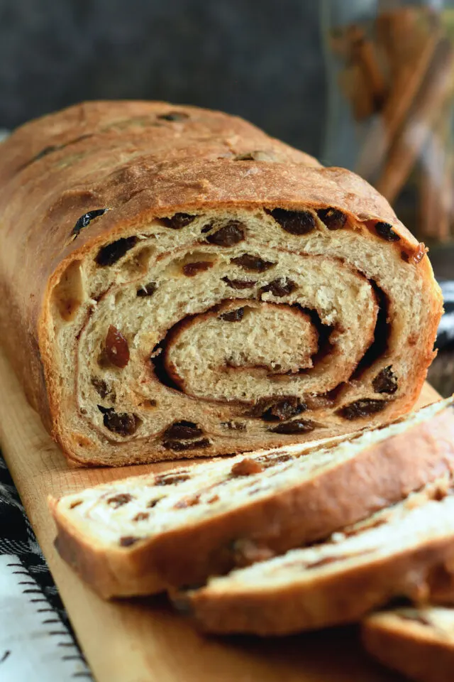 Bread Ranins Swirled Cinnamon Raisin Bread - Baking Sense®