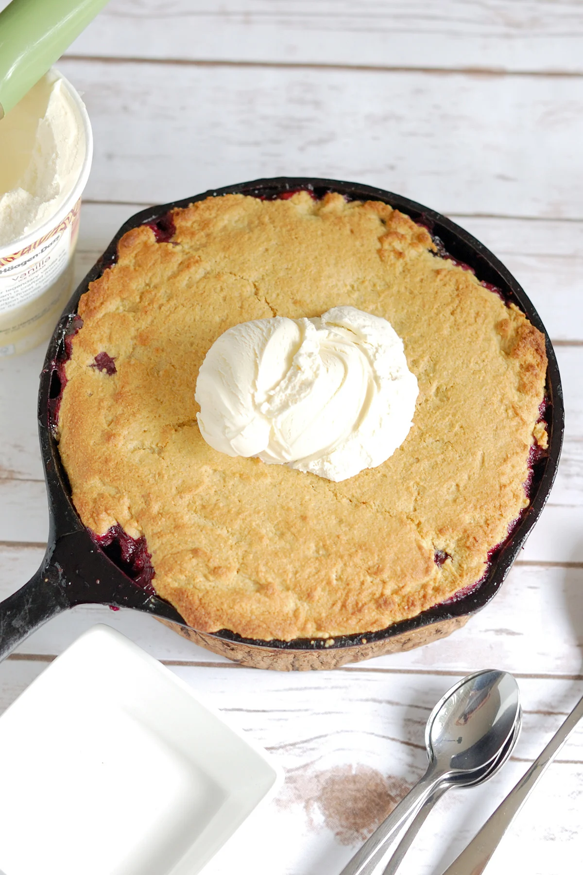 blueberry cobbler beauty shot.